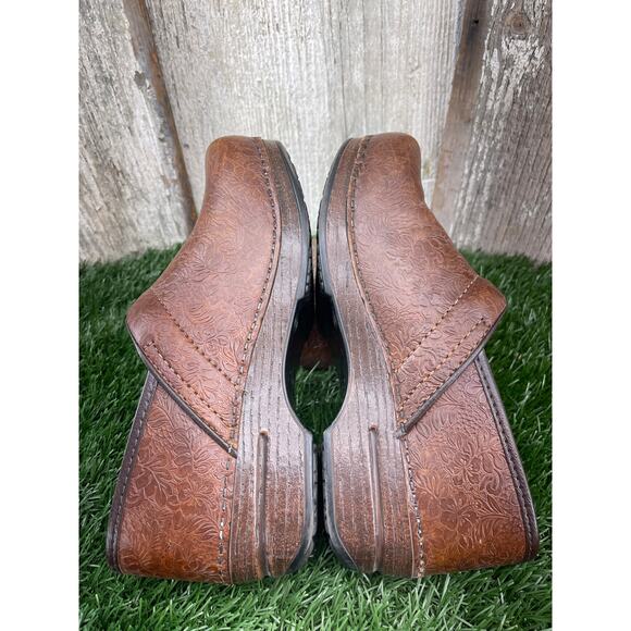 Dansko XP Professional Clogs Brown Tooled Floral Leather Clogs EU38 Women's 7.5 - Picture 6 of 8
